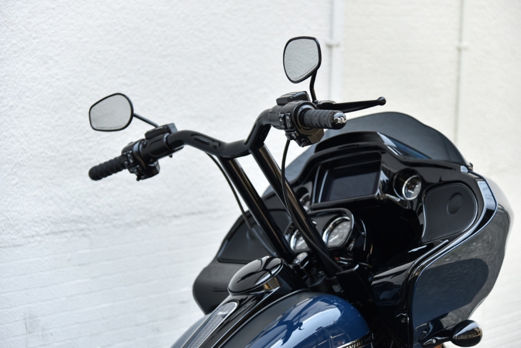 2019 Harley Davidson FLTRXS - ブラックパレード | Black Parade