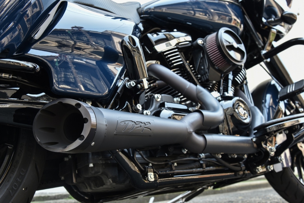 2019 Harley Davidson FLTRXS - ブラックパレード | Black Parade
