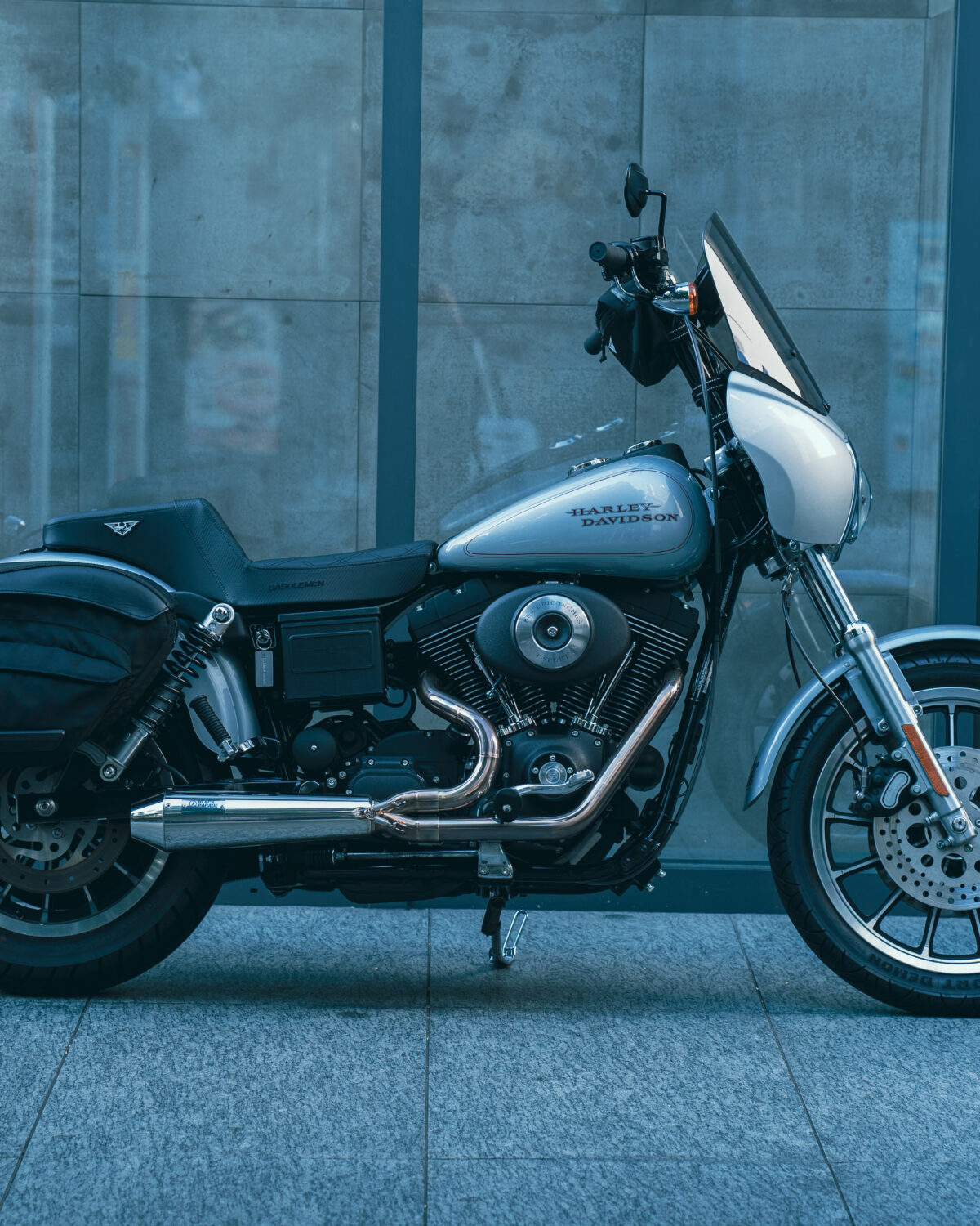 2002 FXDXT