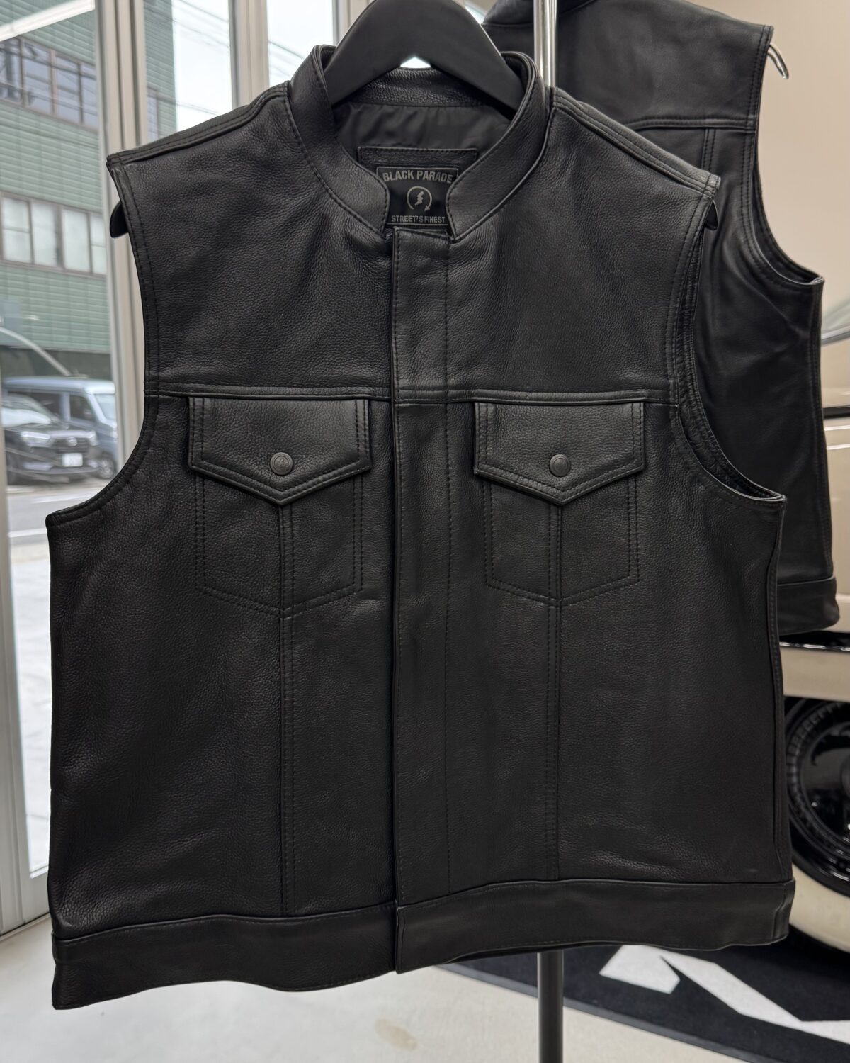 Shorty Leather Vest V2